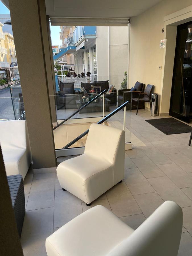Hotel Vienna Rivazzurra Rimini Dış mekan fotoğraf
