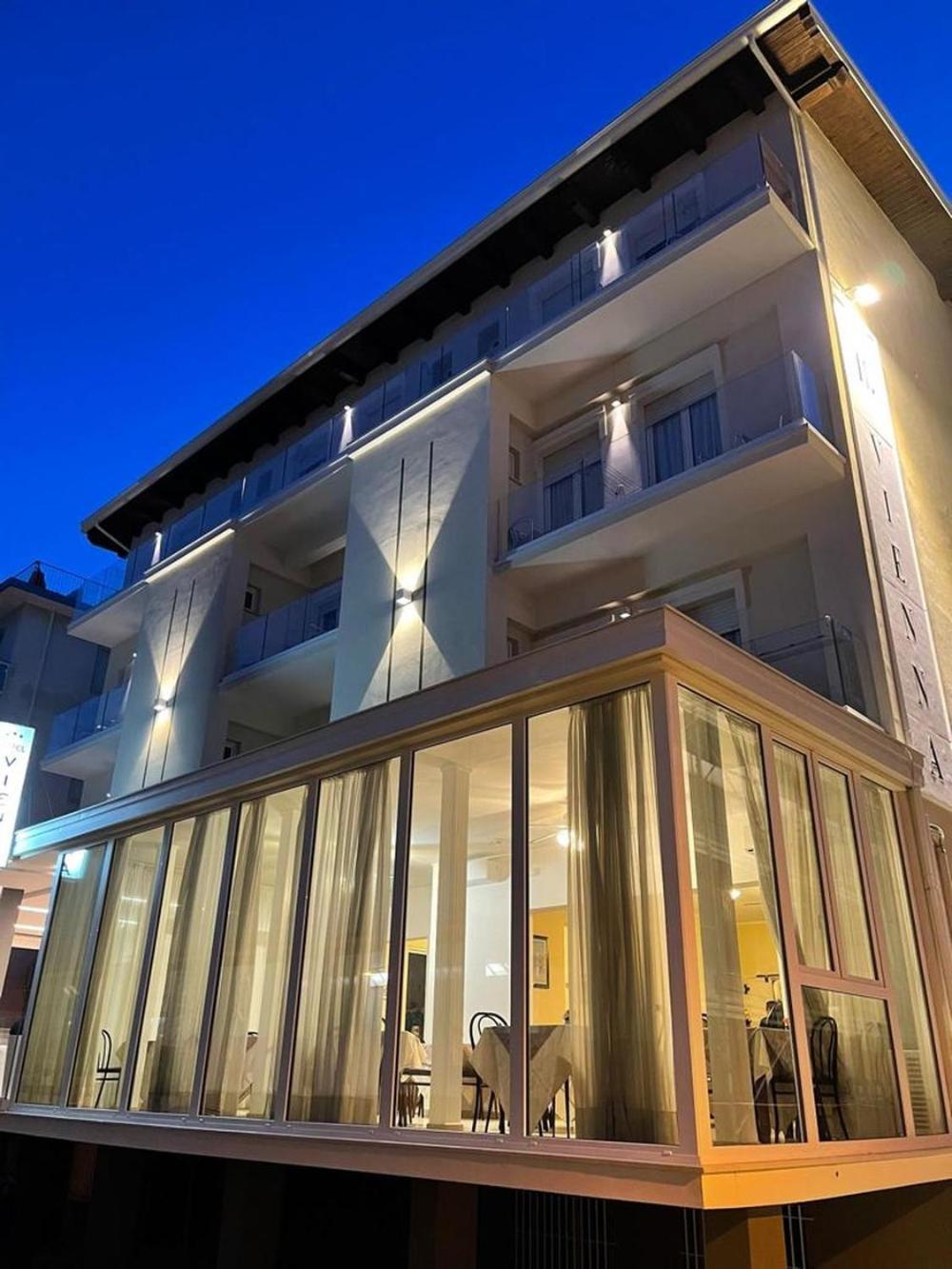 Hotel Vienna Rivazzurra Rimini Dış mekan fotoğraf