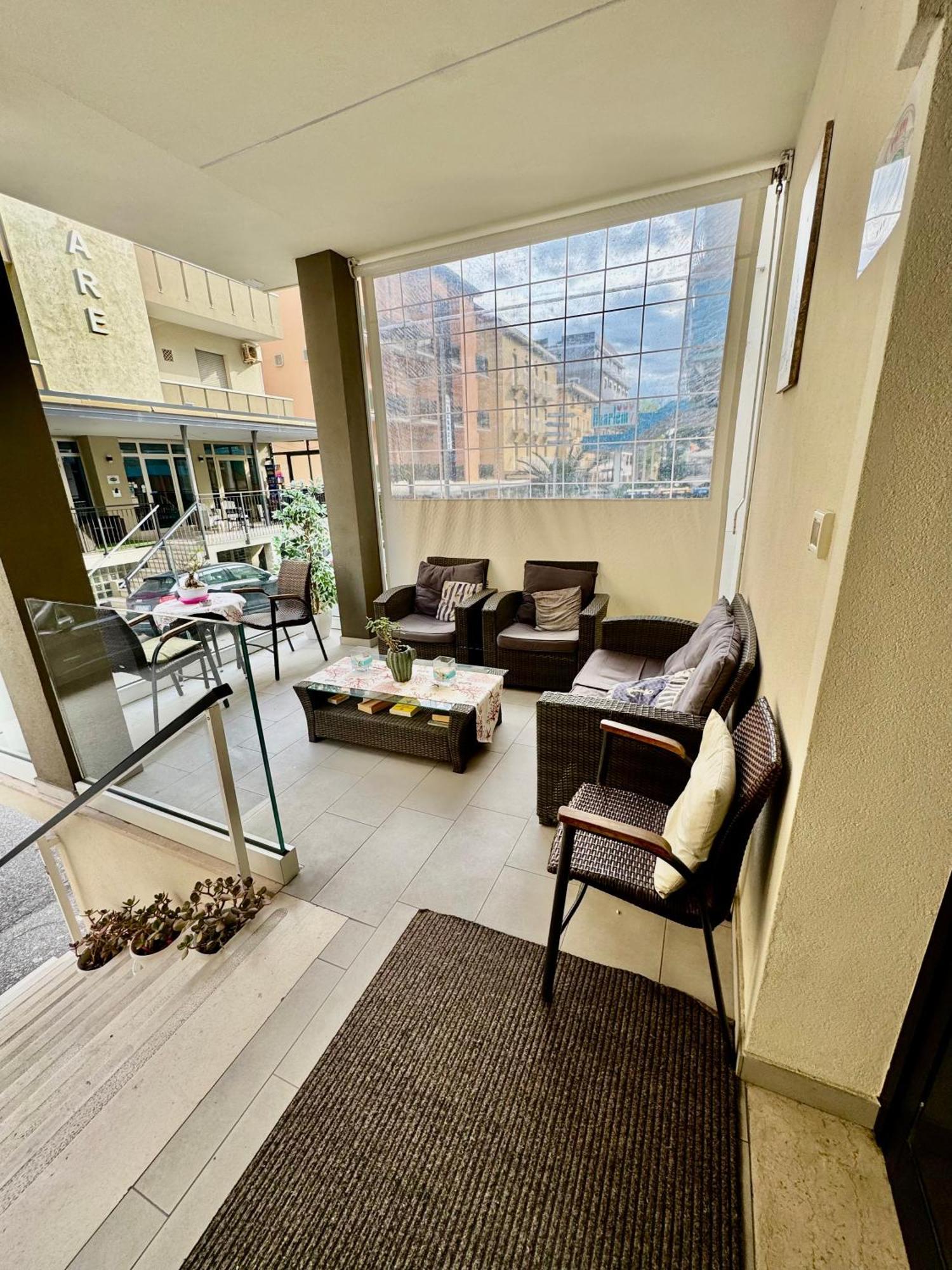 Hotel Vienna Rivazzurra Rimini Dış mekan fotoğraf